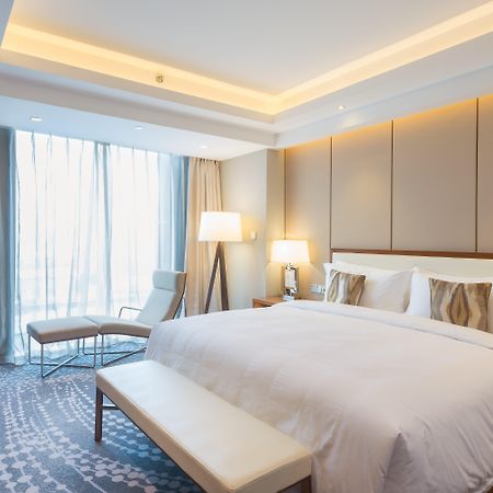 Intercontinental Jinan City Center By Ihg Exterior photo