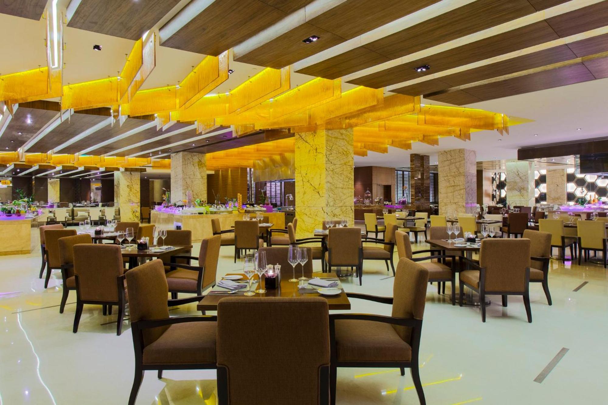Intercontinental Jinan City Center By Ihg Exterior photo